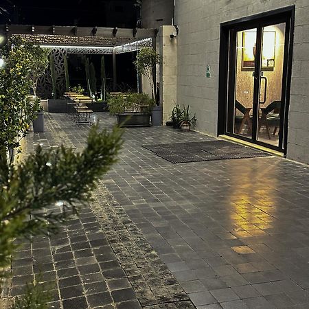 Diamond Hotel Amman Exterior foto